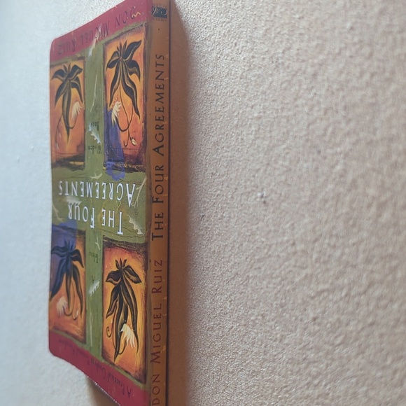 The Four Agreements Book - Picture 5 of 5